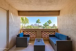 Photo #5: 6624755 Listing