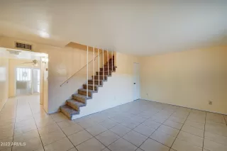 Photo #3: 6624788 Listing 