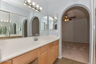 Photo #5: 6624855 Listing