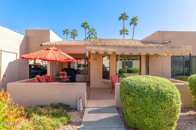 MLS: 6624972 Condo For Sale