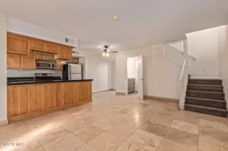 Photo #5: 6625072 Listing