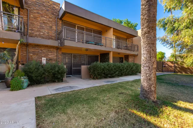 MLS: 6625118 Condo For Sale