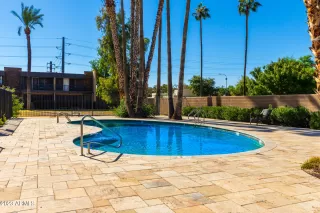 Photo #2: 6625118 Listing