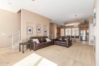 Photo #3: 6625225 Listing 