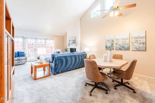 Photo #3: 6625246 Listing