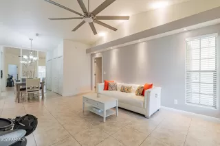 Photo #6: 6625420 Listing 