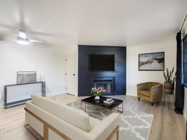 MLS: 6625692 Condo For Sale