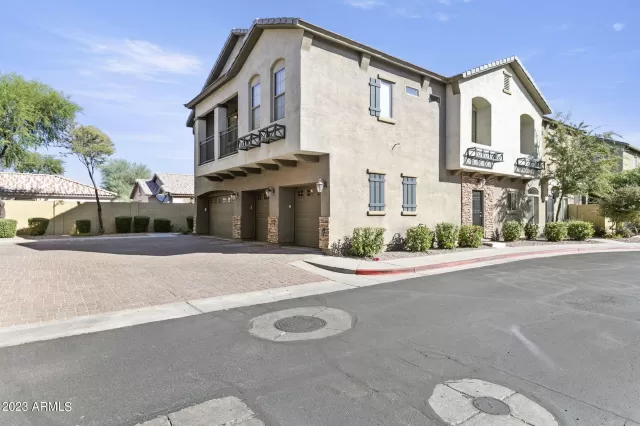 MLS: 6625799 Condo For Sale
