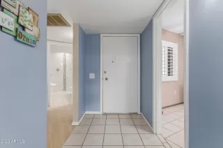 Photo #6: 6625887 Listing