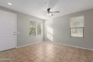 Photo #6: 6625980 Listing