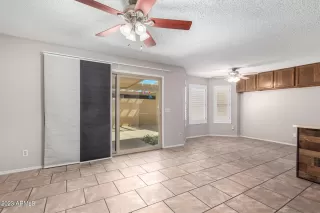 Photo #5: 6626052 Listing