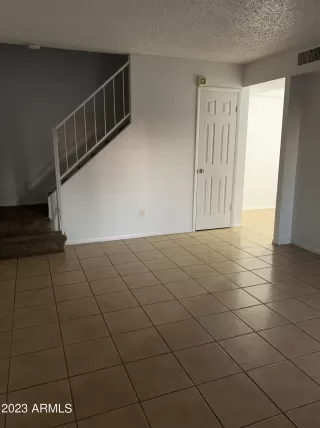 Photo #2: 6626385 Listing