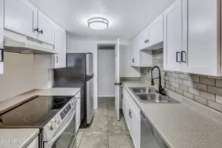 Photo #6: 6626534 Listing