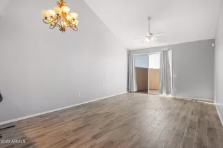 Photo #2: 6626688 Listing