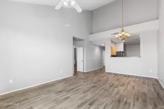 Photo #3: 6626688 Listing