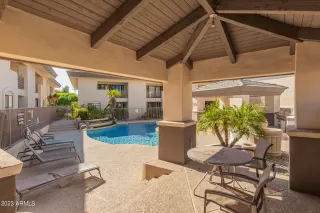 Photo #2: 6626720 Listing