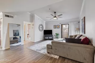 Photo #3: 6626749 Listing 