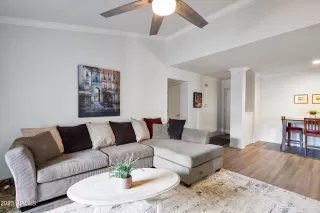 Photo #6: 6626749 Listing 
