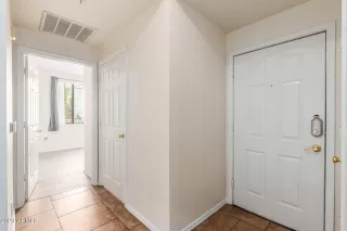 Photo #2: 6626836 Listing