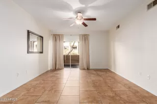 Photo #4: 6626836 Listing