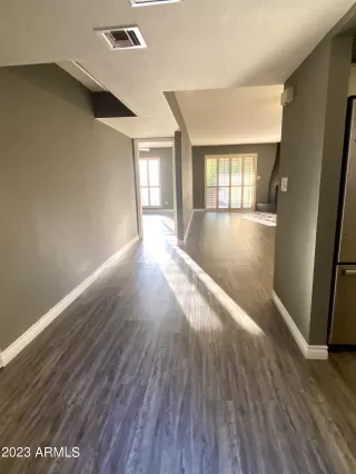 Photo #3: 6626896 Listing