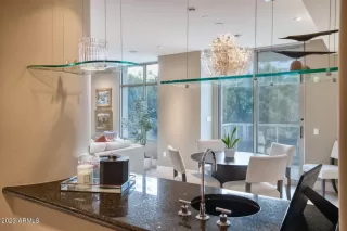 Photo #2: 6627015 Listing