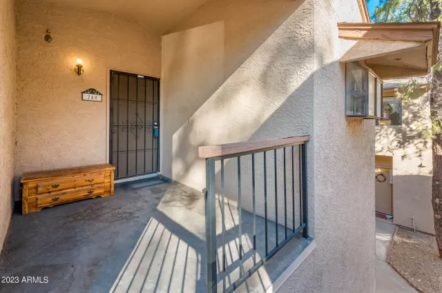 MLS: 6627022 Condo For Sale