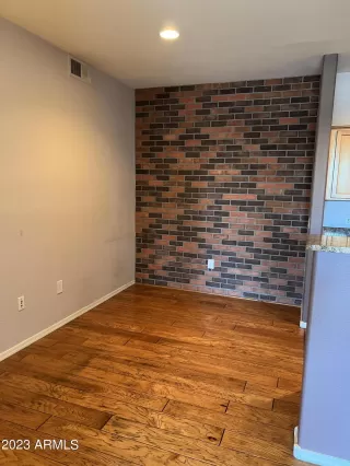 Photo #6: 6627384 Listing 
