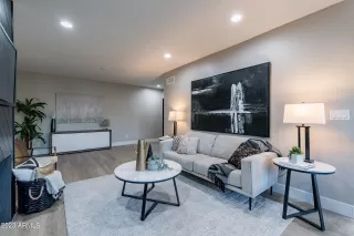 Photo #5: 6627392 Listing