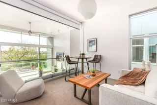 Photo #2: 6627456 Listing