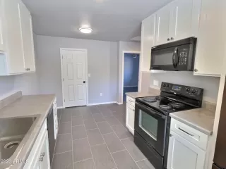 Photo #5: 6627753 Listing 