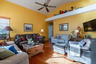 Photo #2: 6627919 Listing 