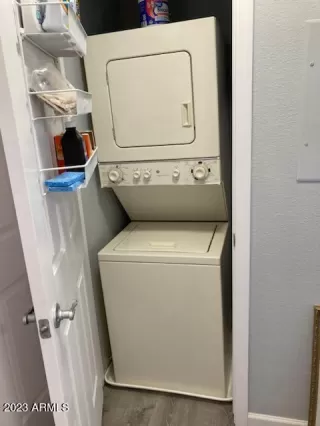 Photo #5: 6627995 Listing