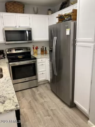 Photo #6: 6627995 Listing