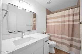 Photo #5: 6628032 Listing 