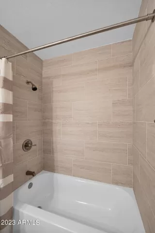 Photo #6: 6628032 Listing 