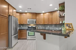 Photo #4: 6628178 Listing