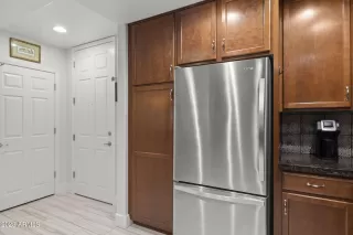 Photo #6: 6628178 Listing