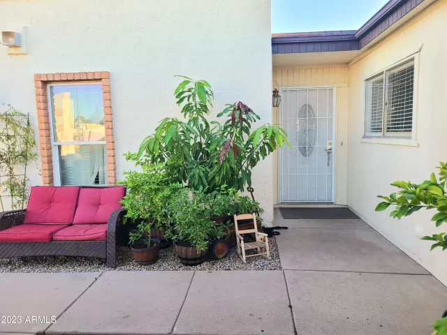 MLS: 6628322 Condo For Sale