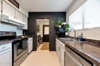 Photo #4: 6628322 Listing 