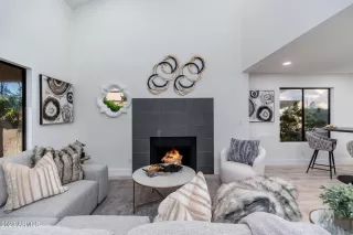 Photo #2: 6628504 Listing