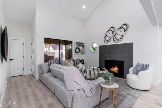 Photo #3: 6628504 Listing