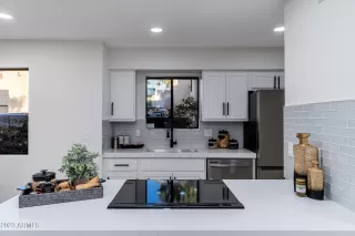 Photo #5: 6628504 Listing