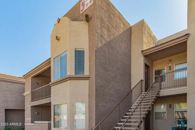 MLS: 6628559 Condo For Sale