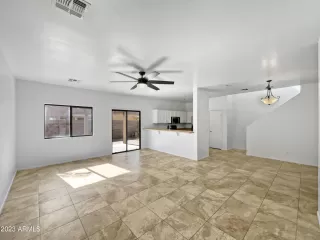 Photo #4: 6628655 Listing 