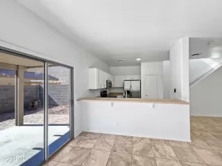 Photo #6: 6628655 Listing 