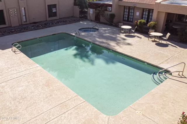 MLS: 6628665 Condo For Sale