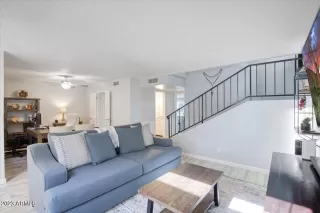 Photo #3: 6628888 Listing 