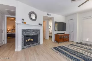 Photo #6: 6628901 Listing