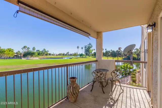 MLS: 6628915 Condo For Sale